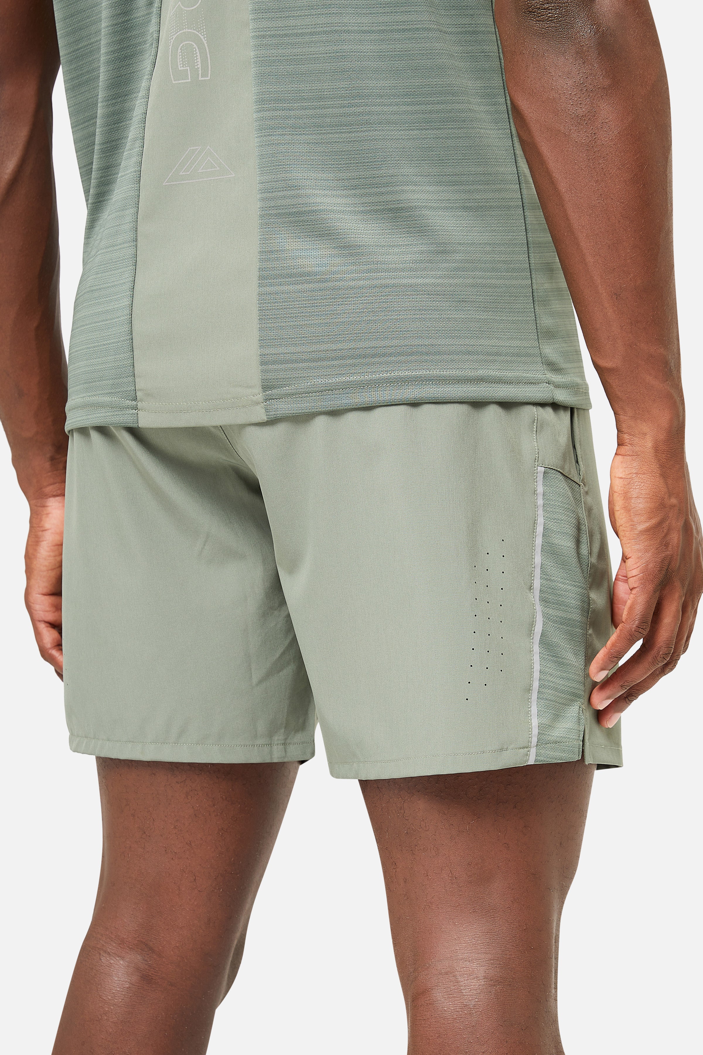 CLOUD AW24 SHORT - SAGE GREEN