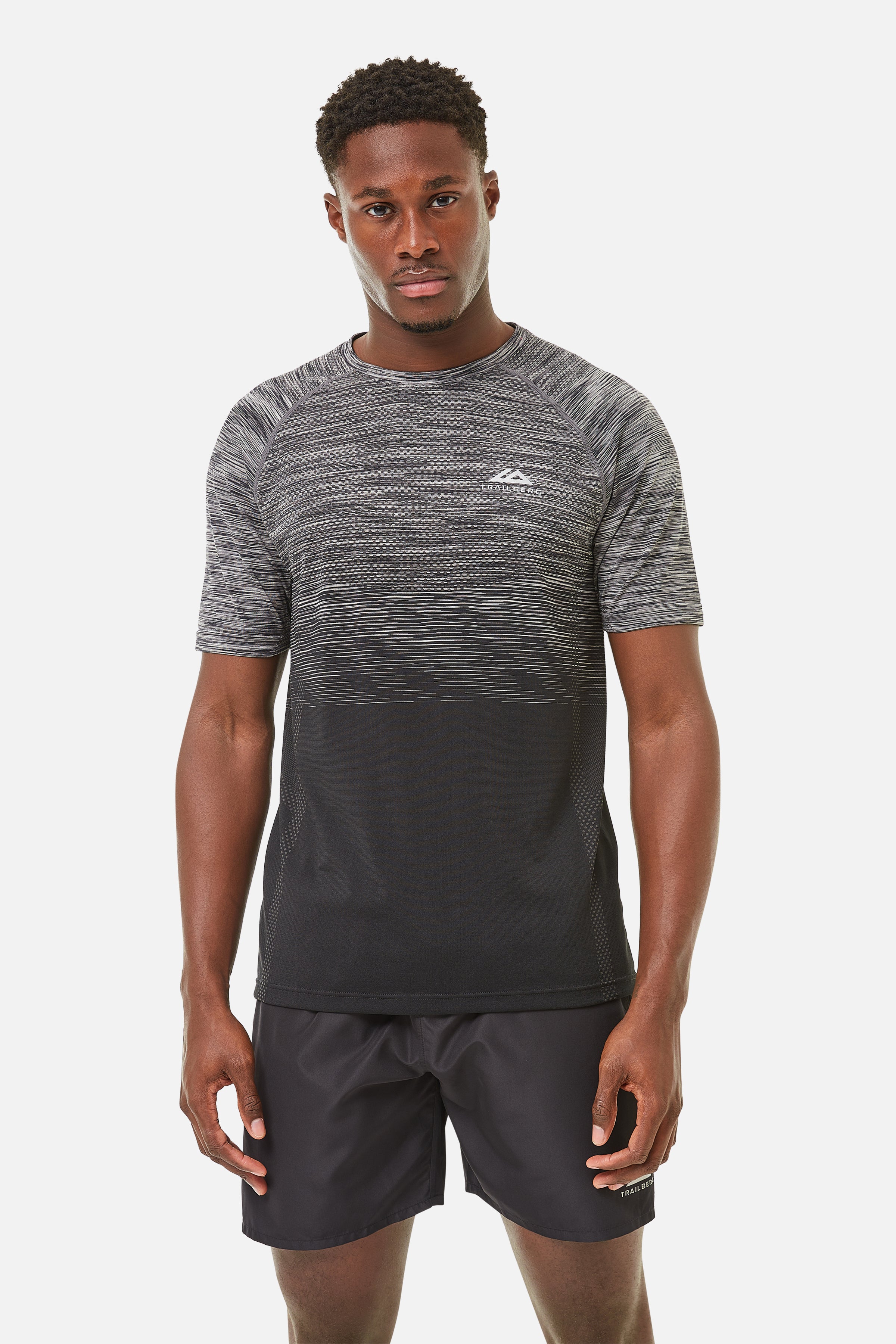 SUMMIT SEAMLESS TEE - BLACK/GREY