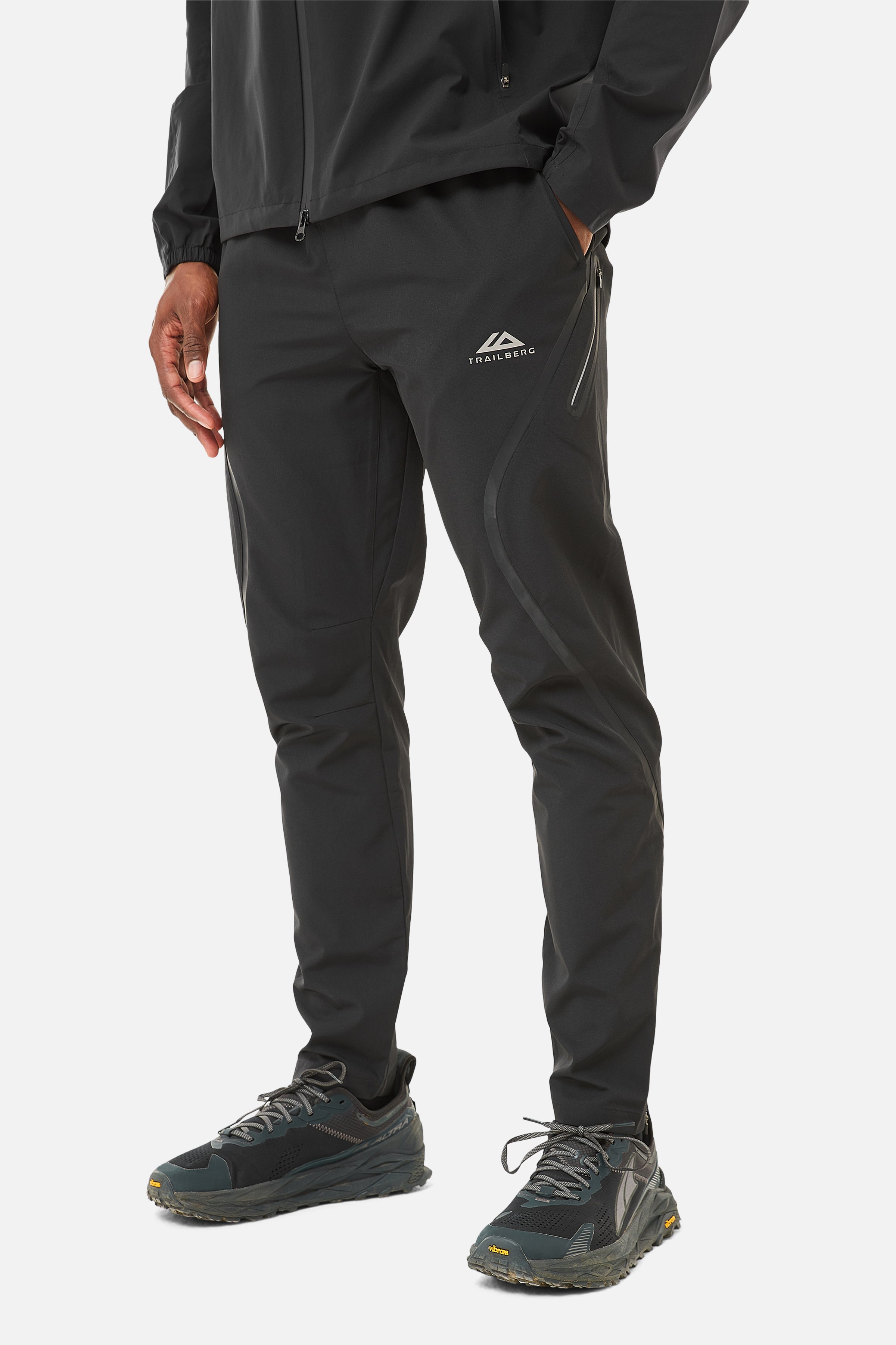 TECH TRACKSUIT - BLACK