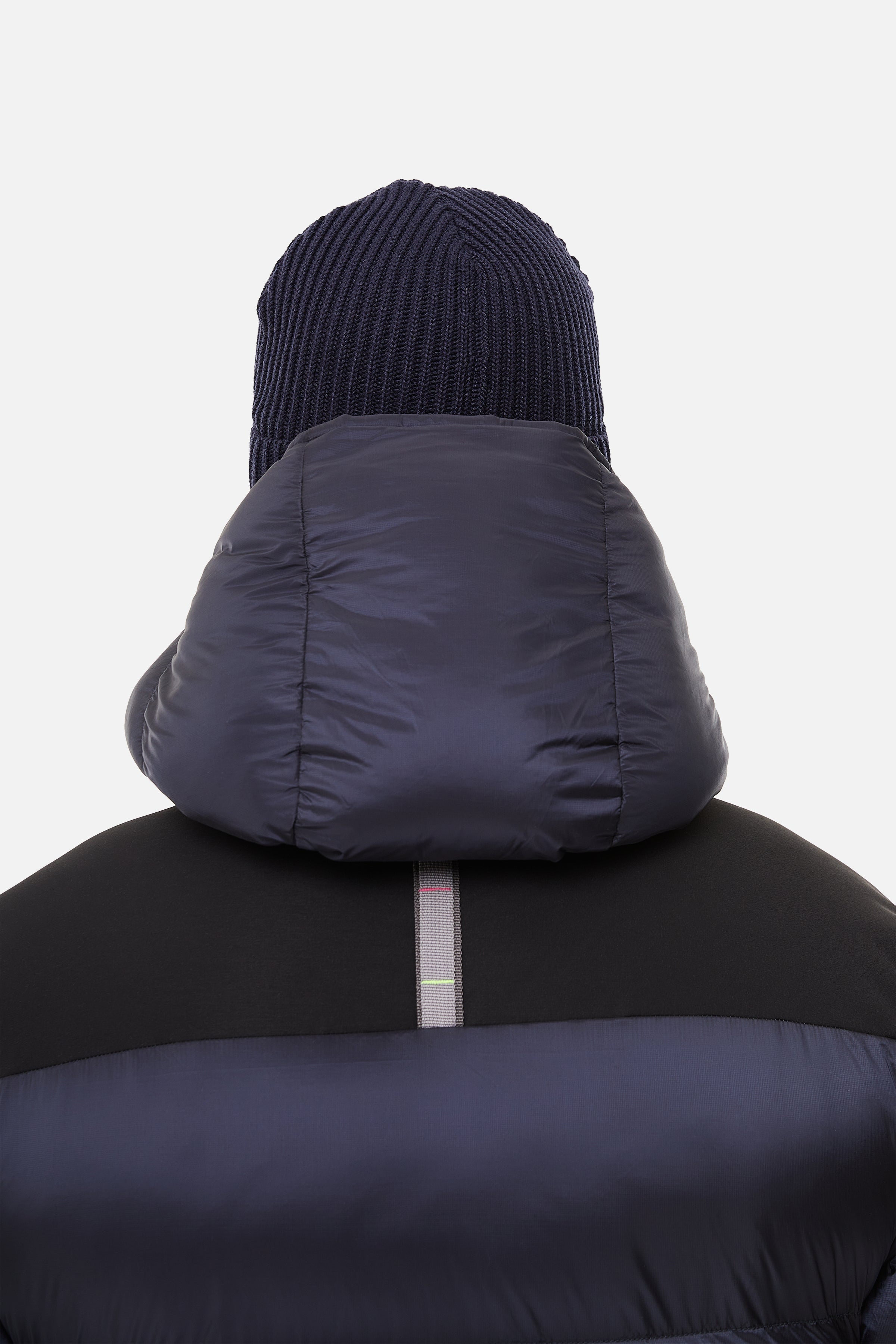 MERIDIAN BEANIE - NAVY