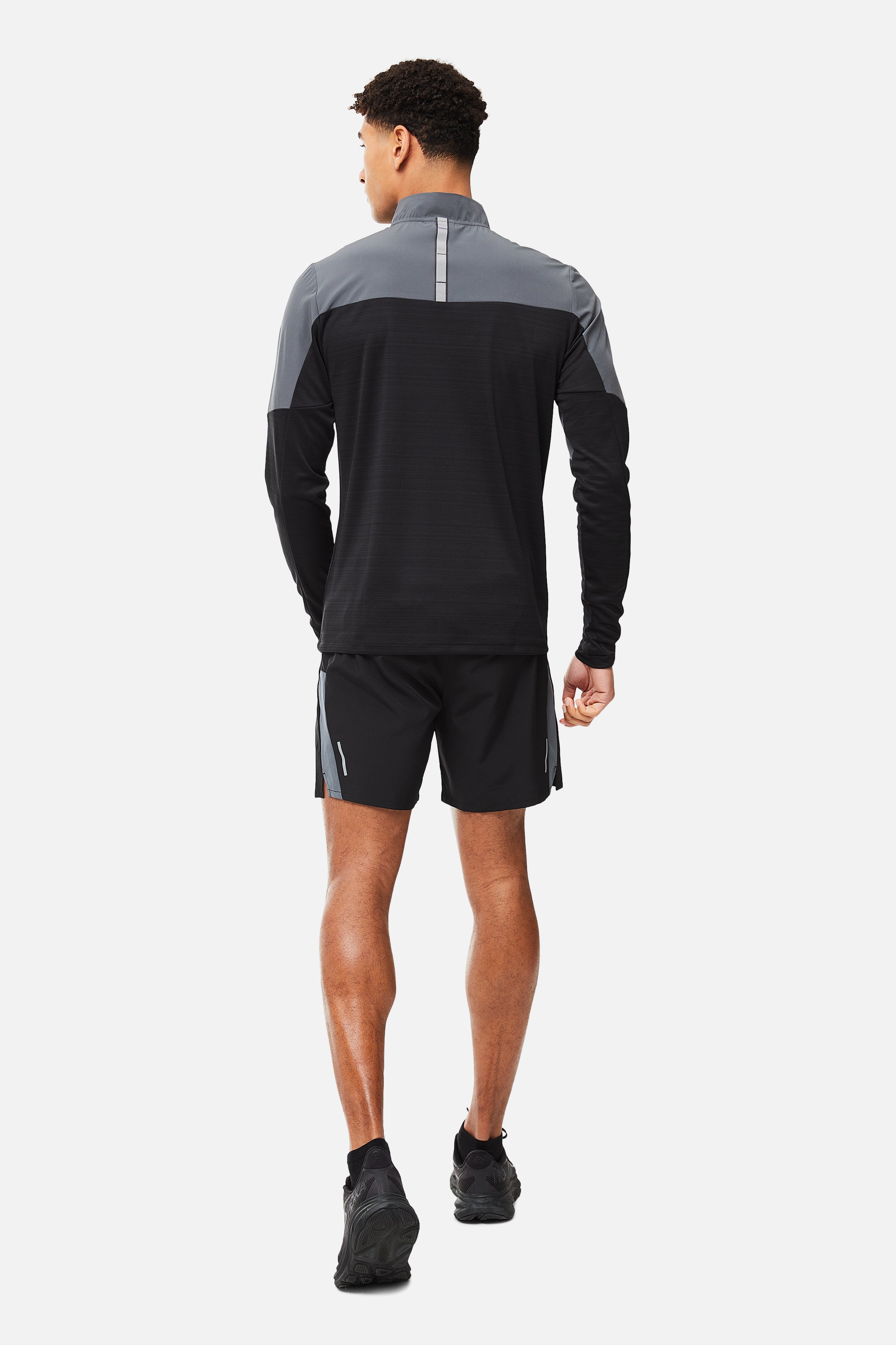 SS25 Triathlon Quarter Zip - Black/ Iron Grey