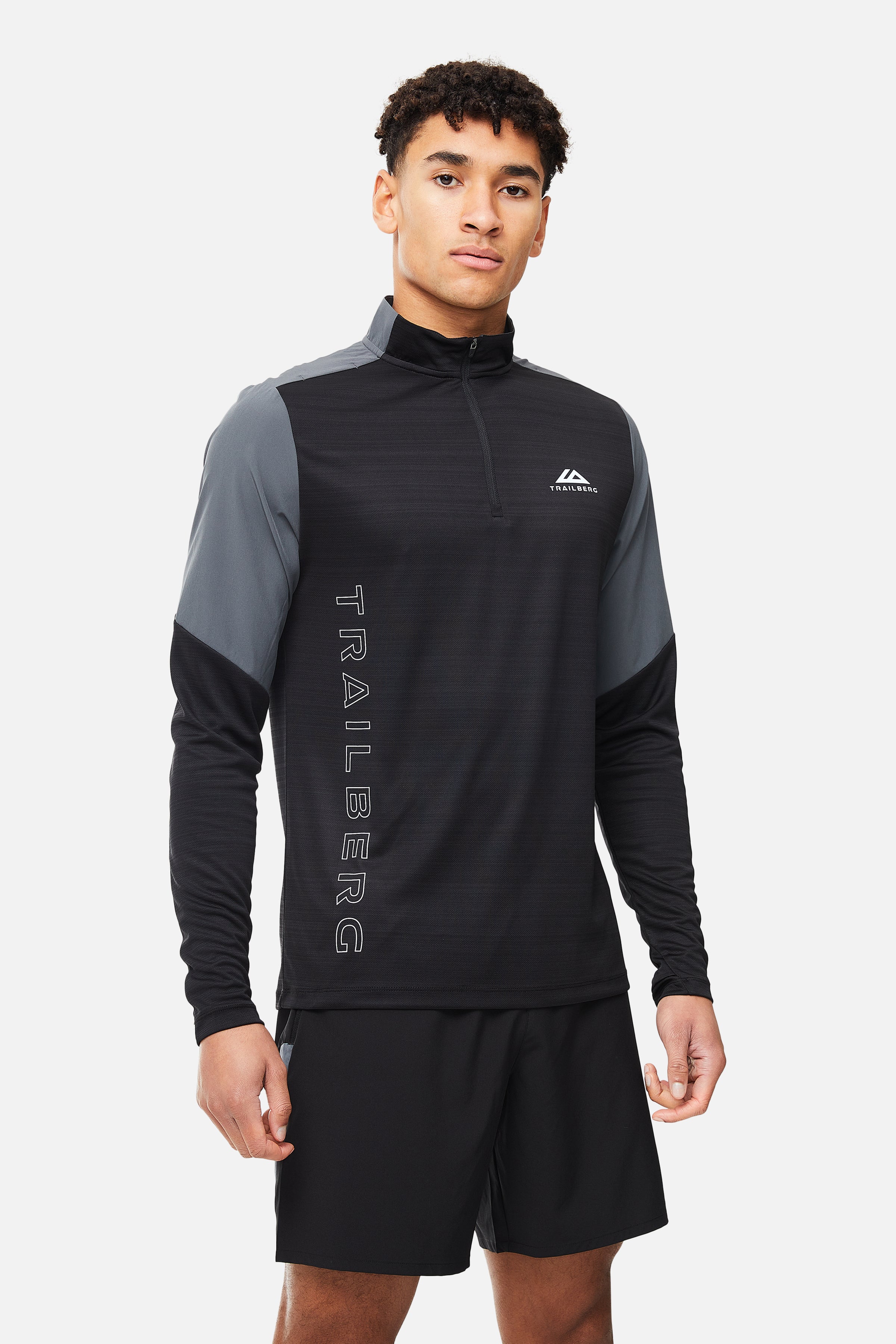 SS25 Triathlon Quarter Zip - Black/ Iron Grey