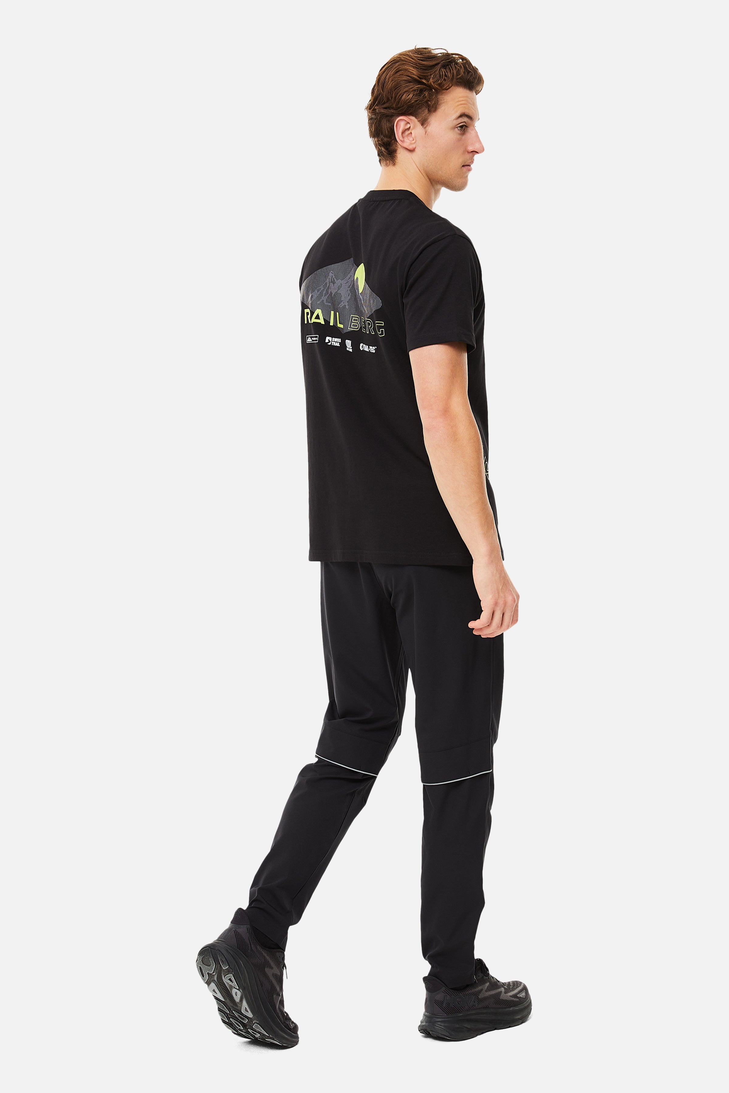 MOUNT TEE - BLACK