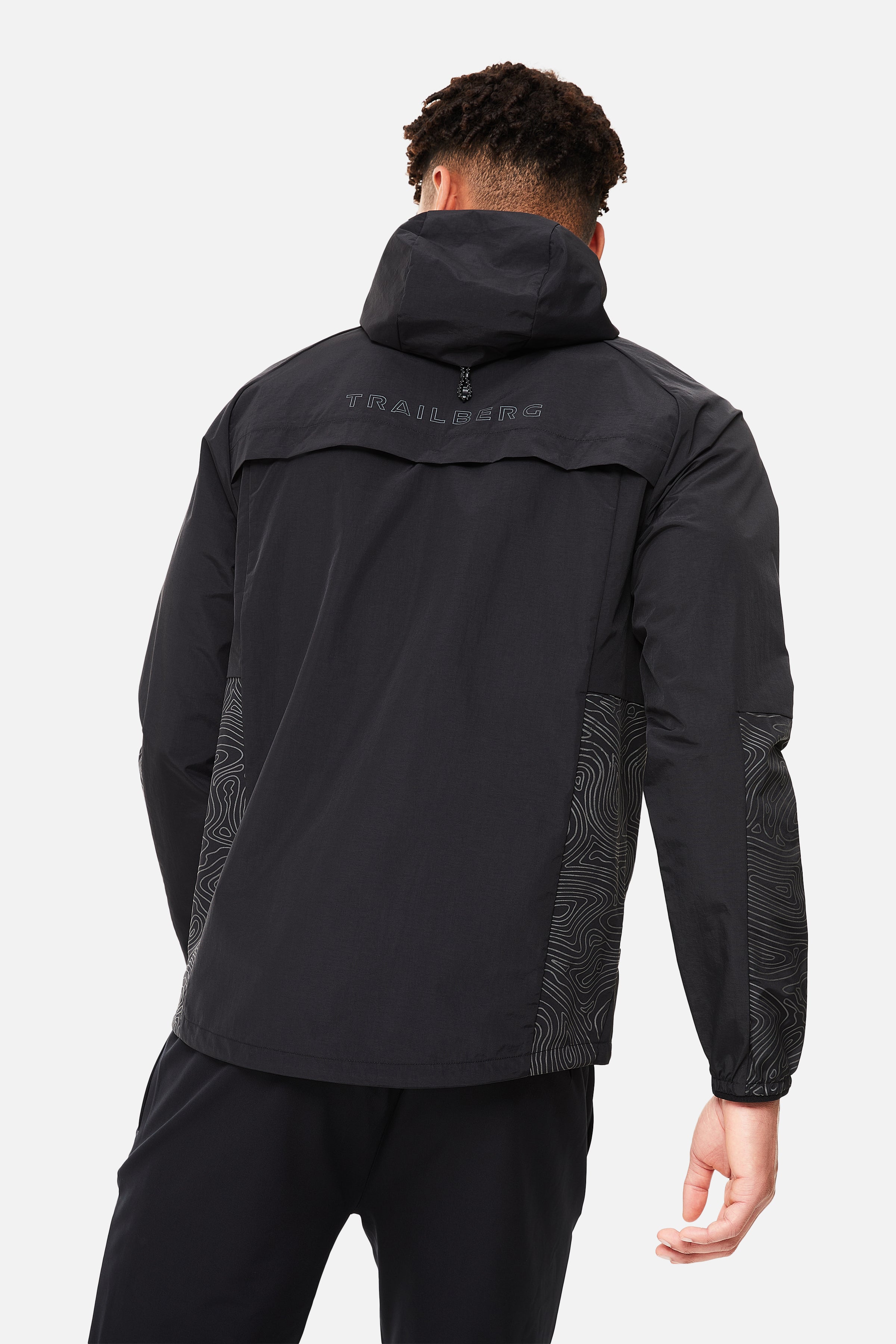 GEO WINDBREAKER - BLACK